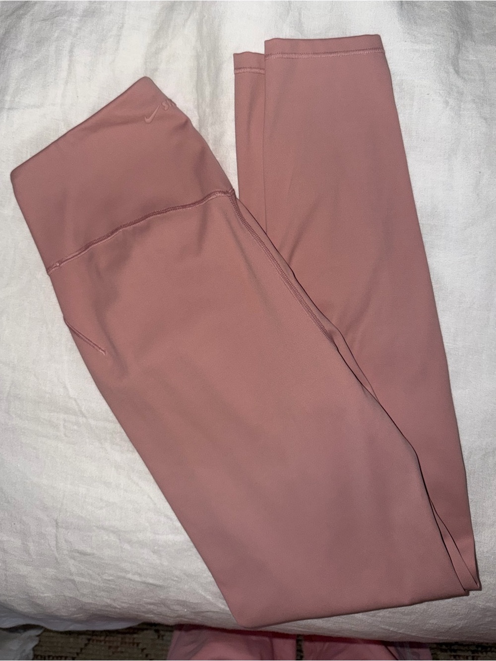 Nike Skims Himalayan Leggings